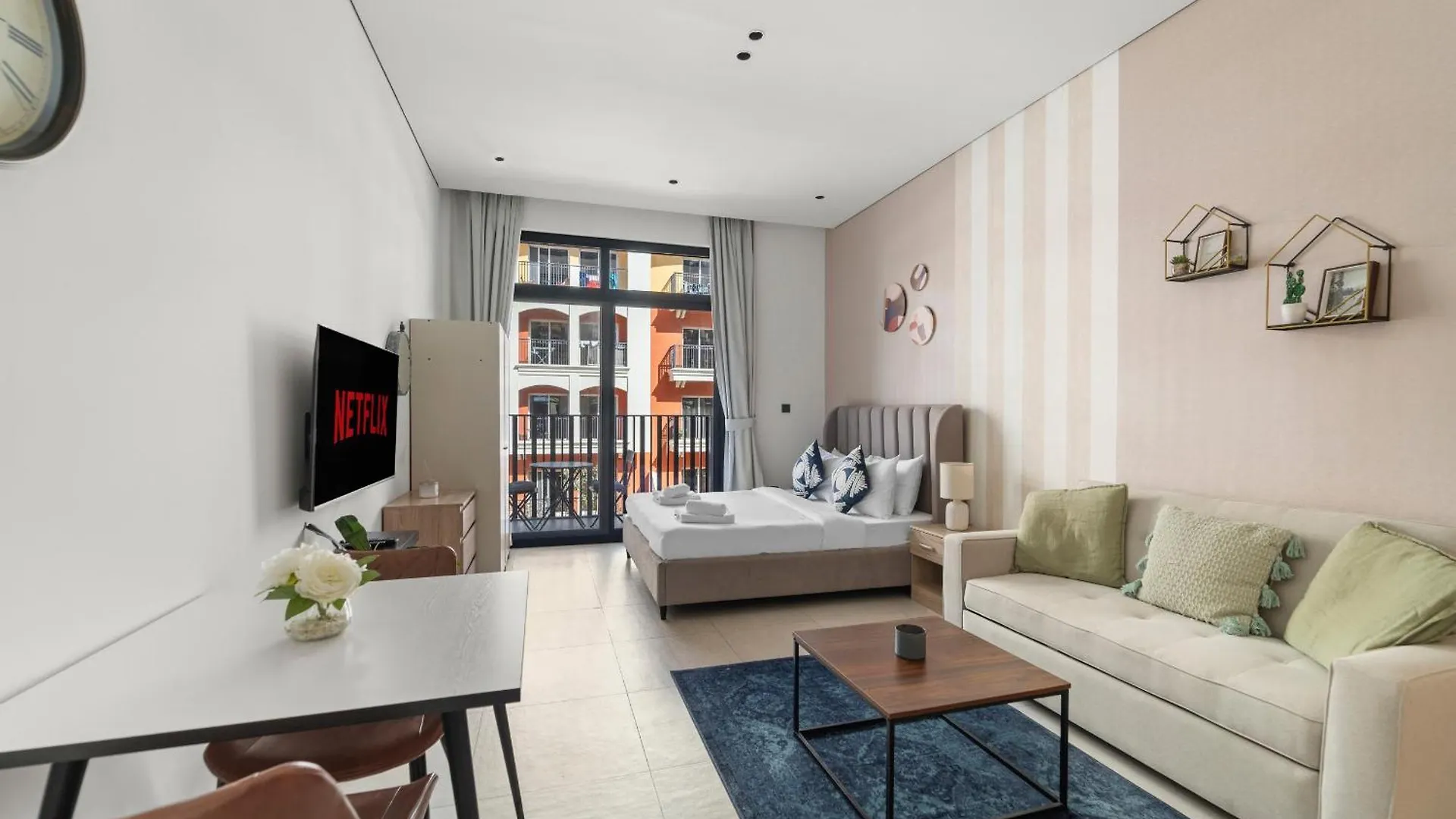 Apartment Vayk - Cozy And Contemporary Studio In The Heart Of Jvc Dubai United Arab Emirates